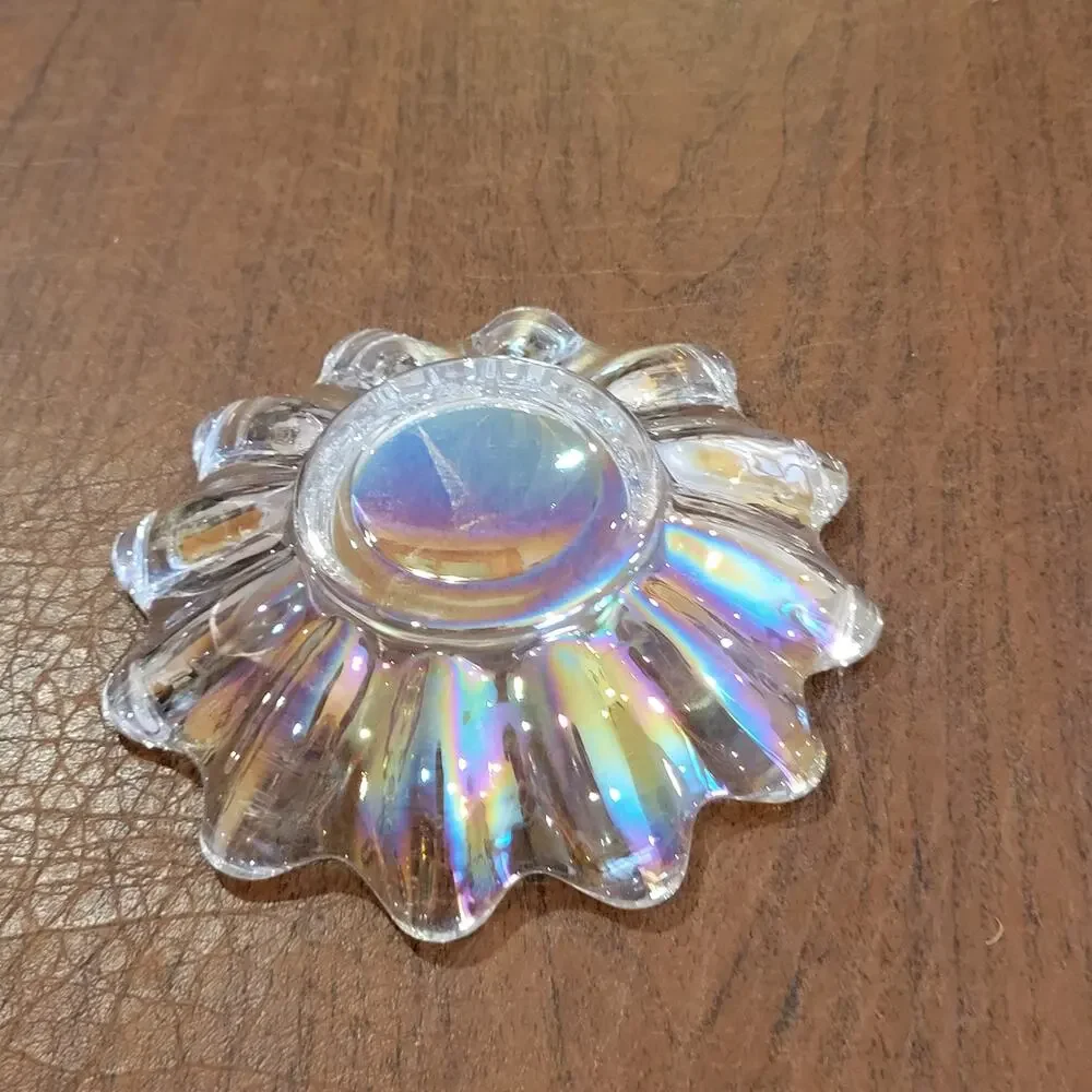 Vintage Federal Glass Celestial Iridescent bowl 6inches diameter starburst